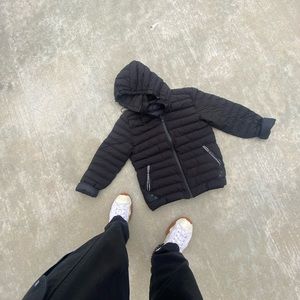 BLACK PUFFER JACKET